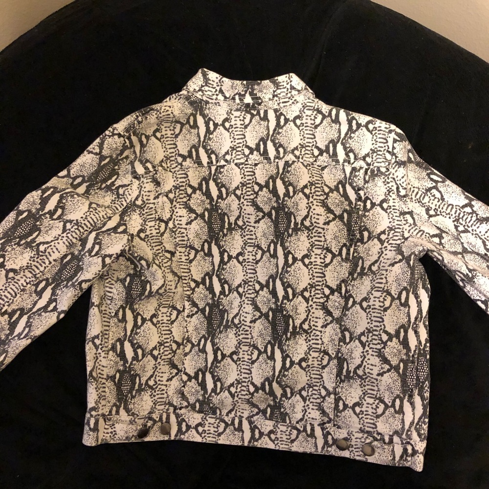 Frame “Gris Multi” Denim Python Jacket Size S - image 5